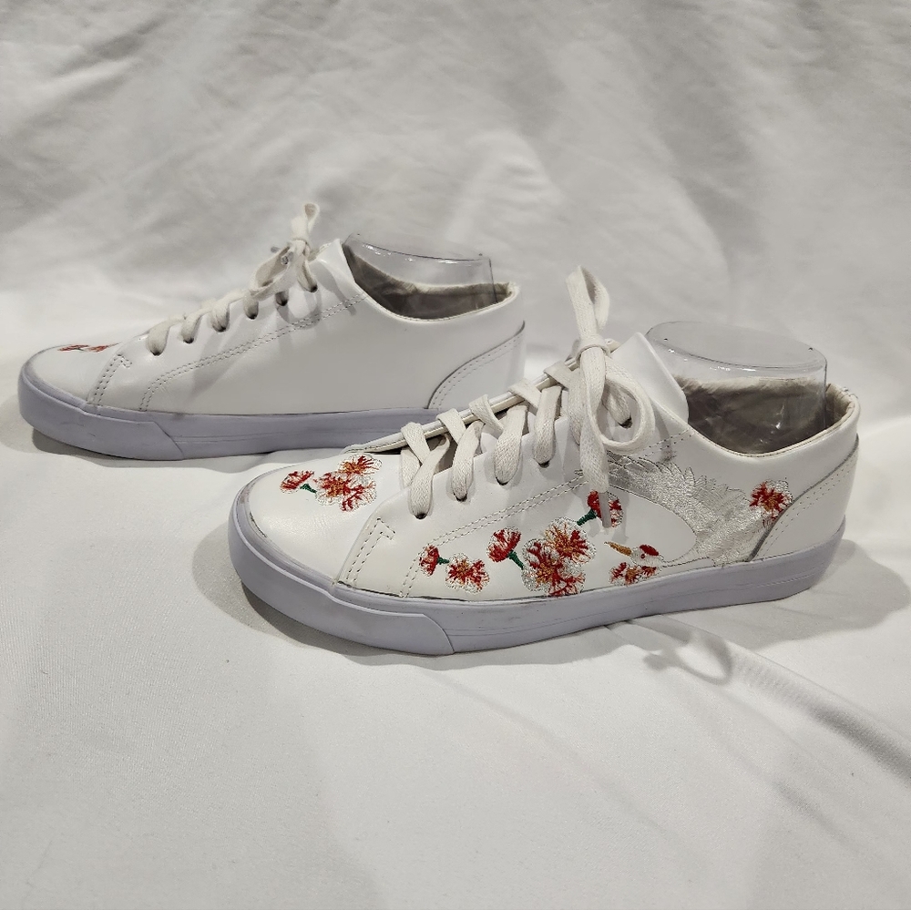 Topshop White Casual Embroidered Sneakers Size 8.5 - Picture 2 of 9